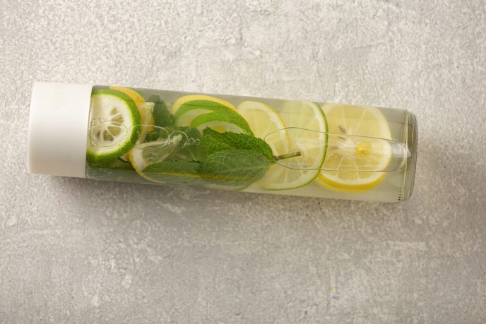 summer cocktail, detox, mineral water, lemon slice, mint leaf, lemon ginger cucumber